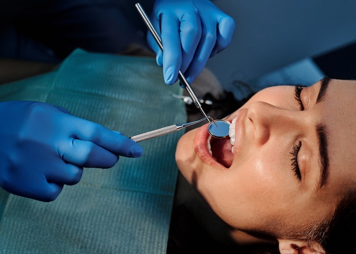 Choosing the best dentist for your good dental health.